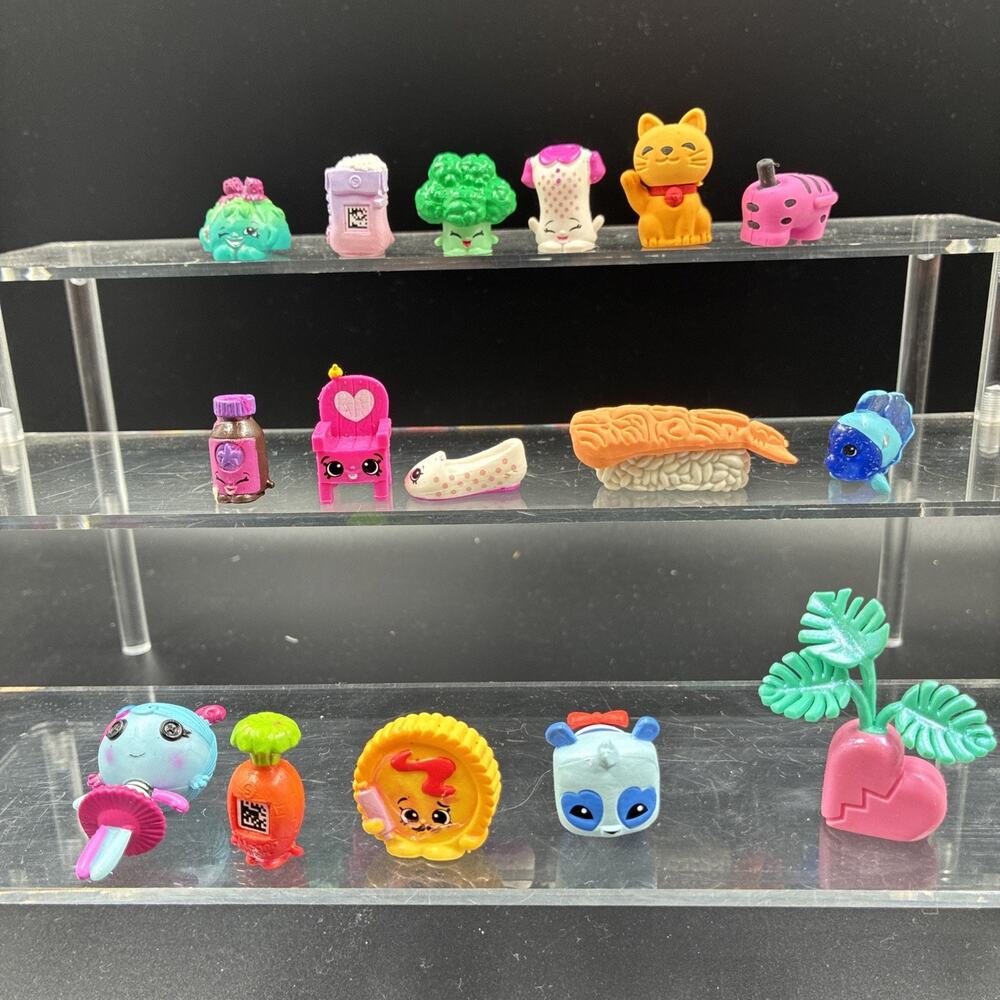 Lot Of Small Toys Shopkins, Sushi, Broccoli, Shoe, Chair Plus Other Toys